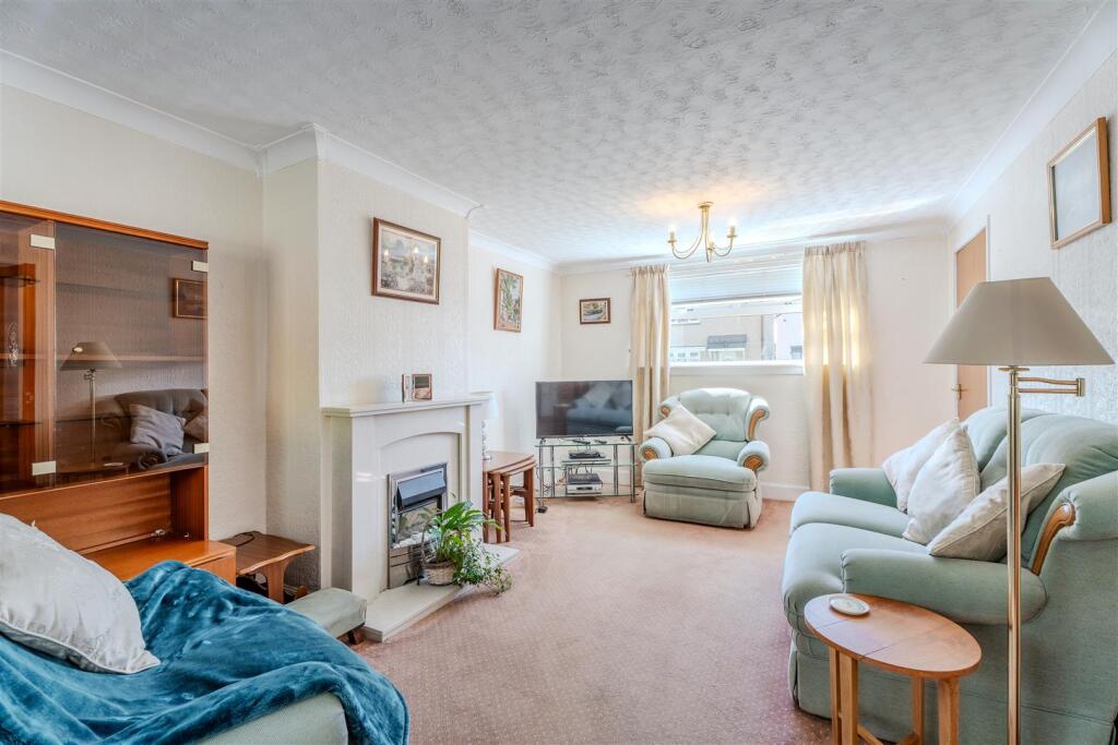 Hazeldean Crescent, Wishaw photo 4