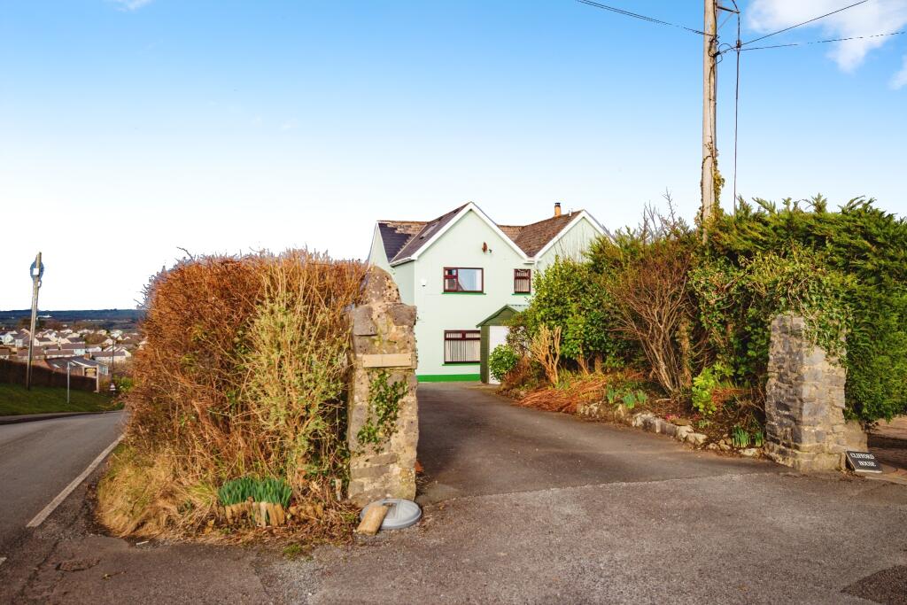 Main image of property: Broadfield, Saundersfoot, SA69