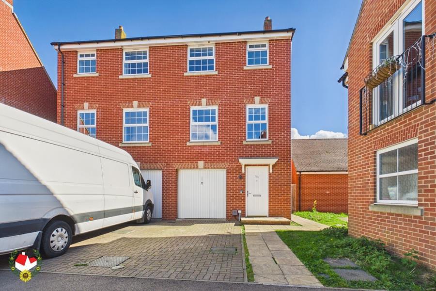 Main image of property: Thatcham Avenue, Kingsway