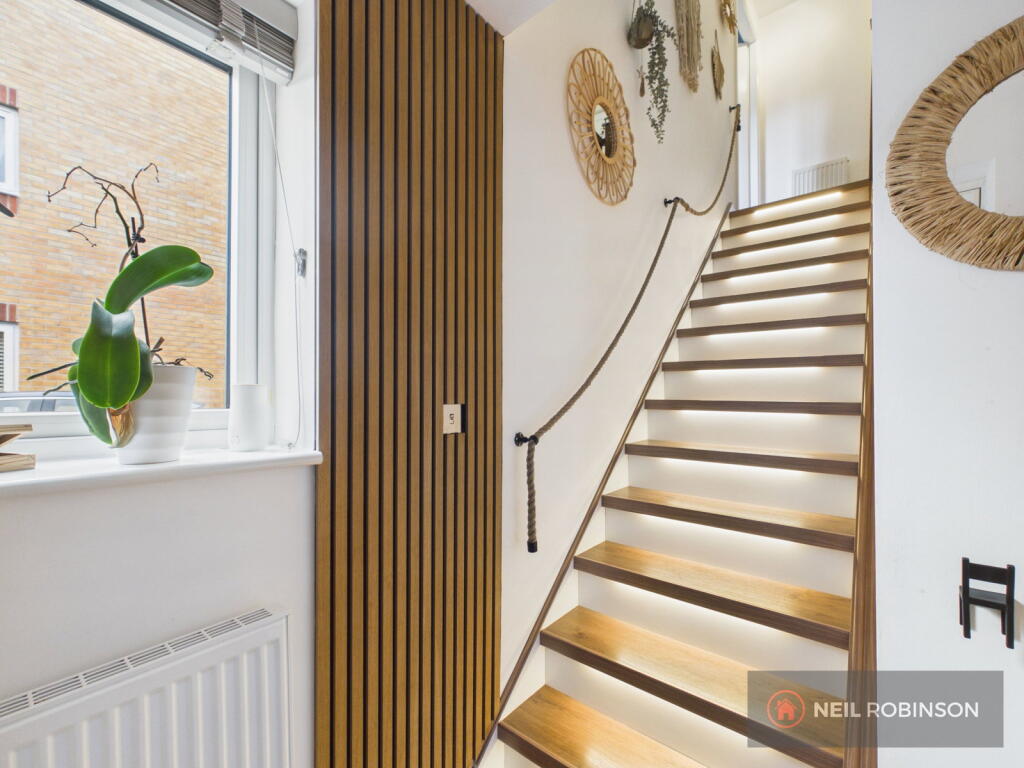 House in West Lancashire, Birch Green - View 2