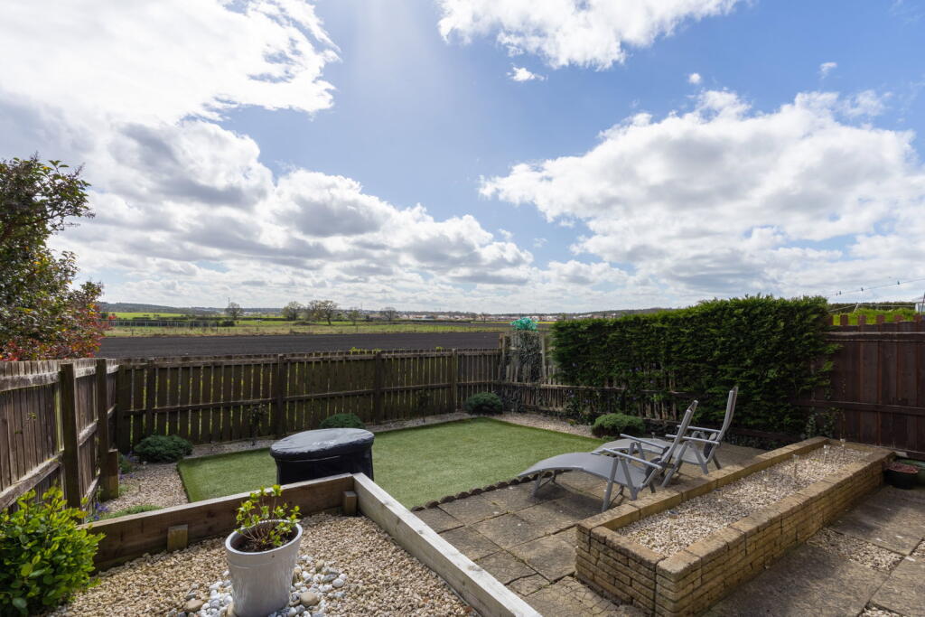 House in Choppington, Guide Post - View 4