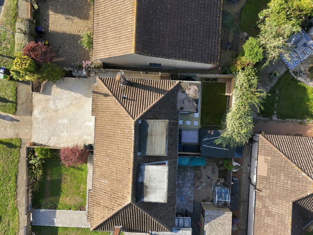 House in Rochford, Rayleigh - View 5