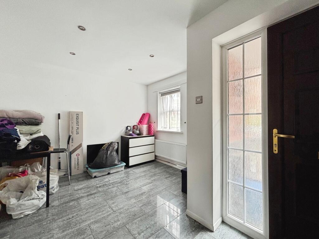 Llansannor Drive, Cardiff Bay, Cardiff photo 4