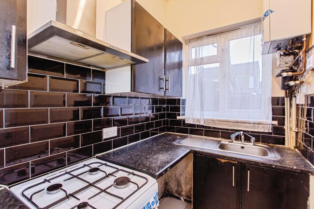 Stromness Road, Southend-on-Sea, Essex, SS2 photo 3