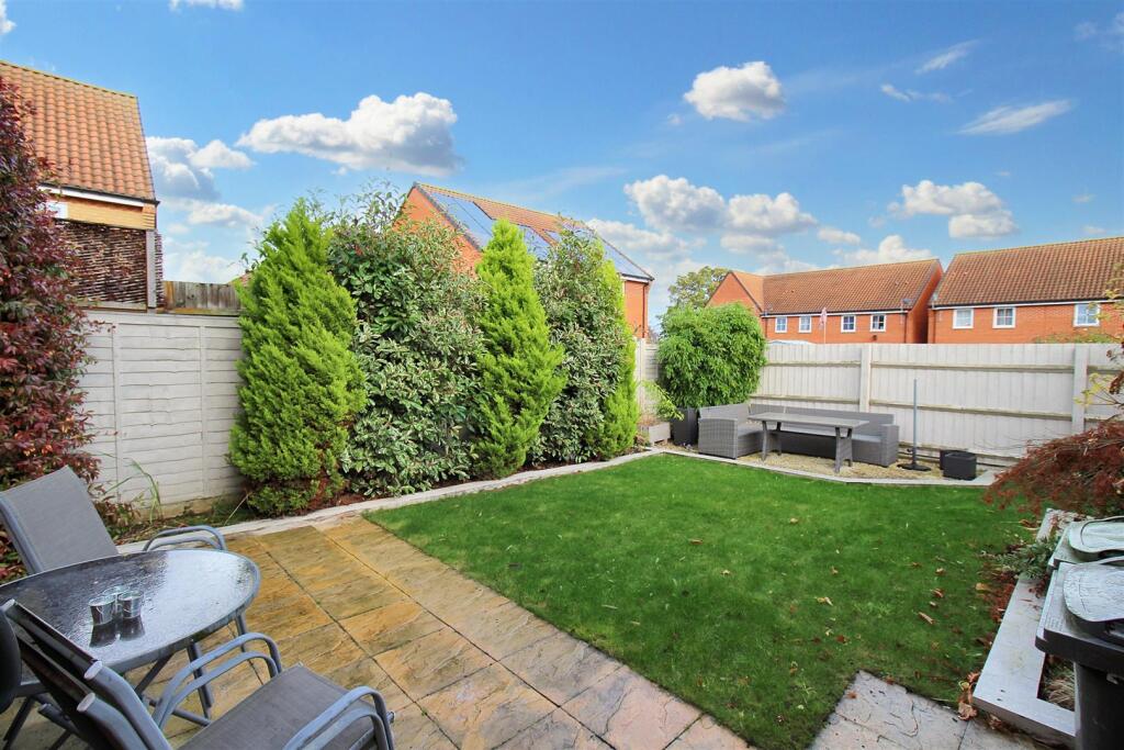 Ethnie Gleaner Drive, Aylsham, Norwich photo 4