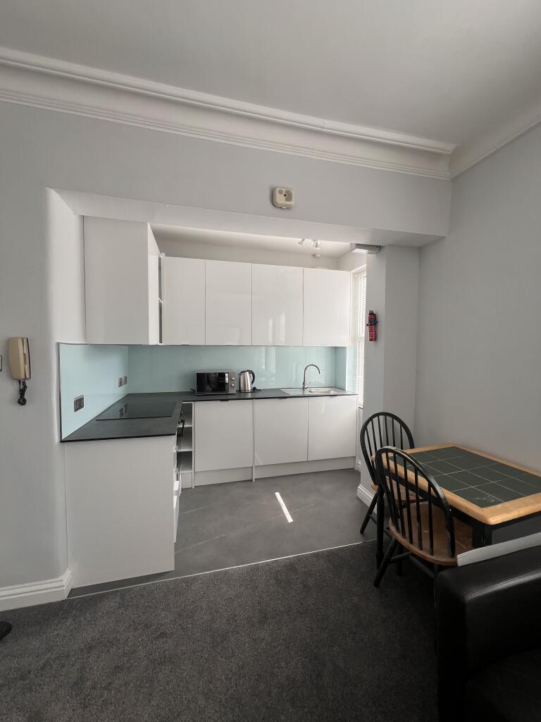 Main image of property: Flat 4, 2Ethelbert Road, Canterbury, Kent, CT1