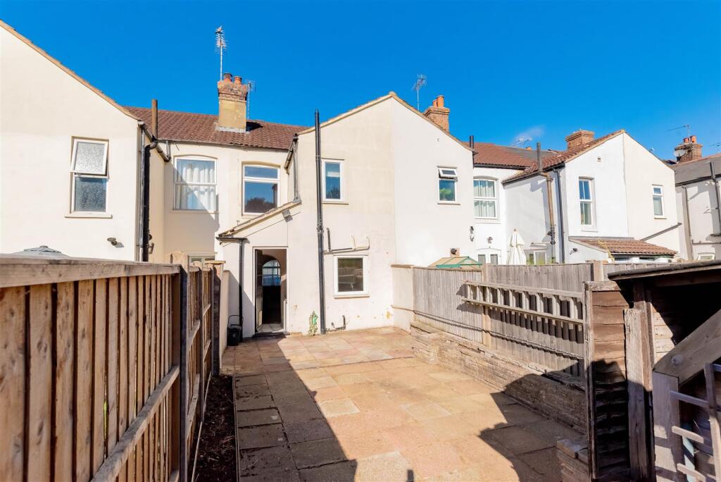 House in Rushmoor, Hampshire - More