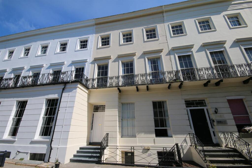 Main image of property: 39 St. Georges Road, Cheltenham, GL50 3DU