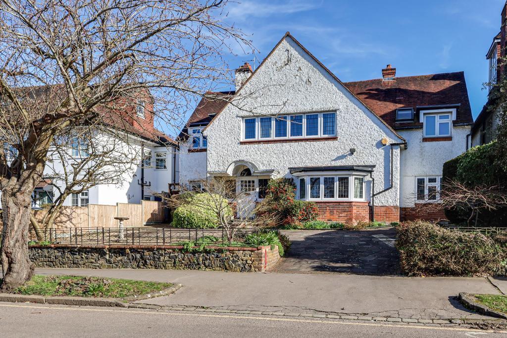 Main image of property: Melville Avenue, South Croydon, CR2 7HY