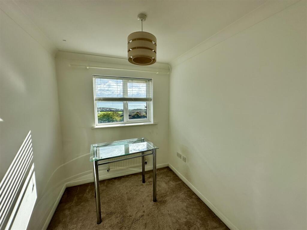 House in Brighton - More