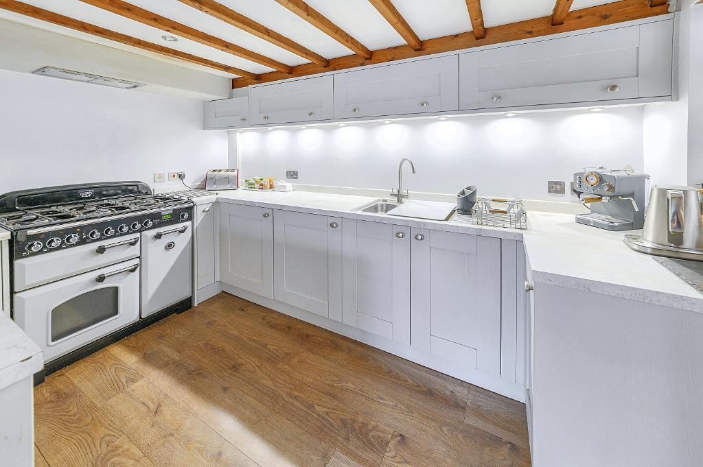 House in Bedford, Goldington - More