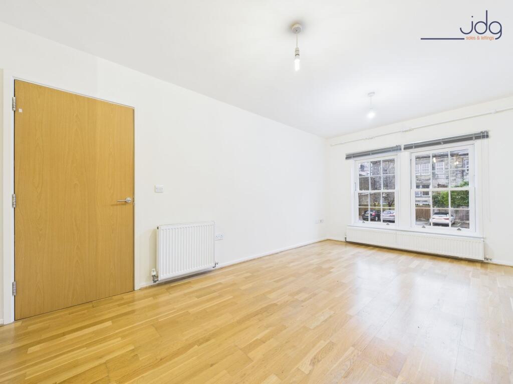 Apartment in Lancaster, Castle and Priory Precinct, Greaves - View 2