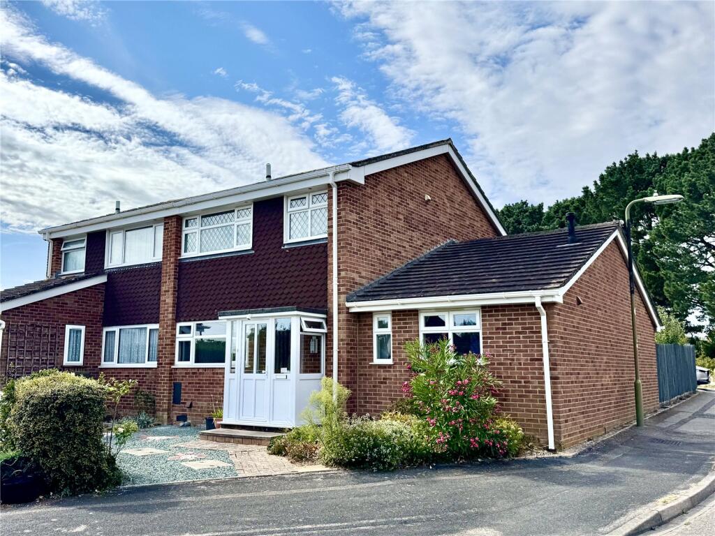 Main image of property: Albert Road, New Milton, Hampshire, BH25