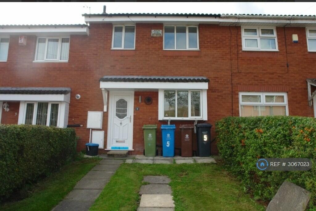 Main image of property: Salem Grove, Oldham, OL4