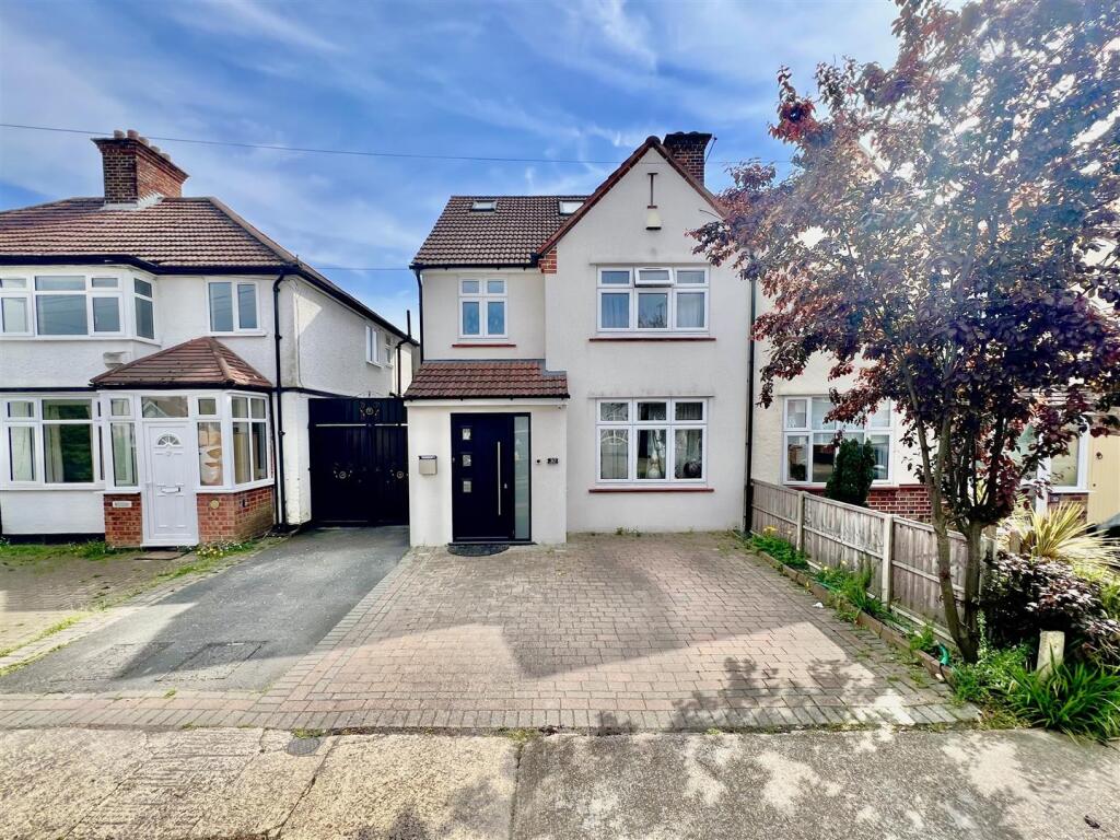 Main image of property: Dorset Waye, Heston, TW5