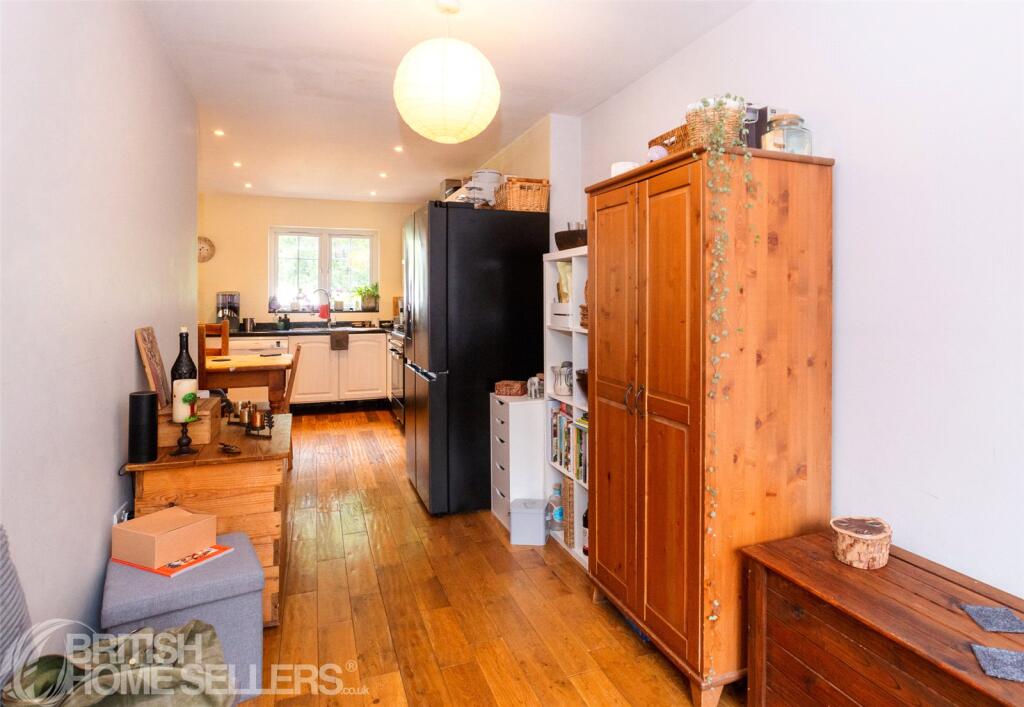 House in Hartfield, Upper Hartfield - View 4