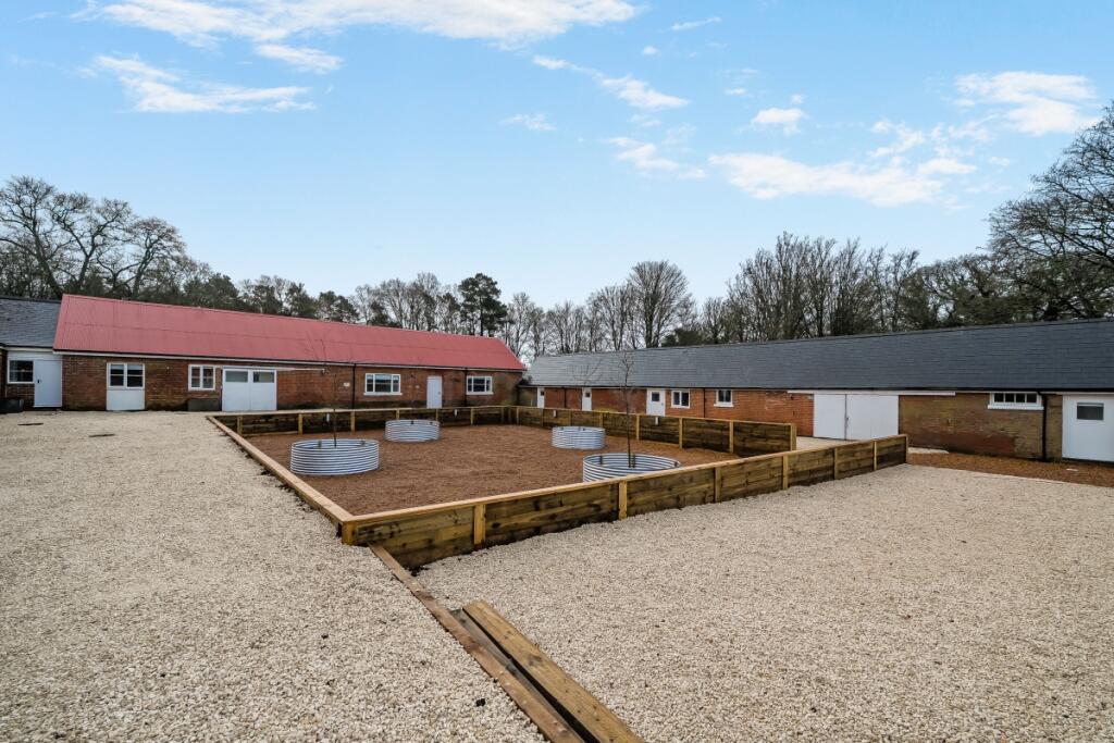 Main image of property: Hamptworth SP5