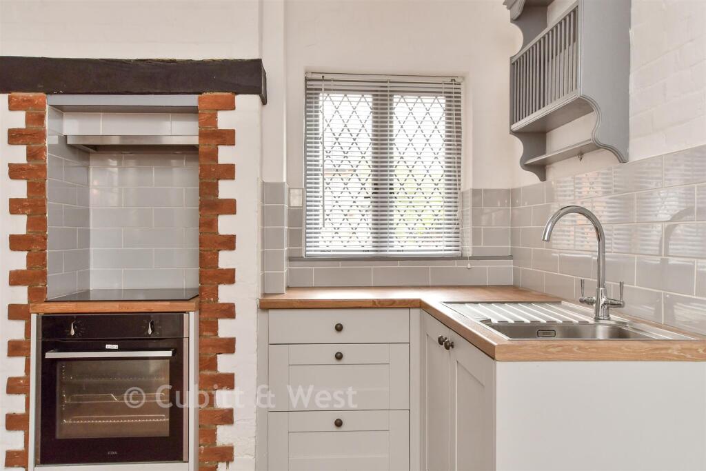House in Brighton - View 5