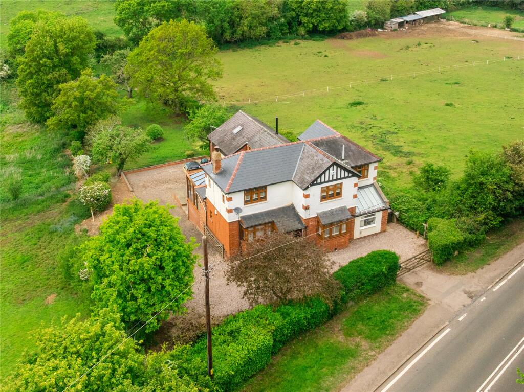 Main image of property: Northampton Road, Blisworth, Northamptonshire, NN7