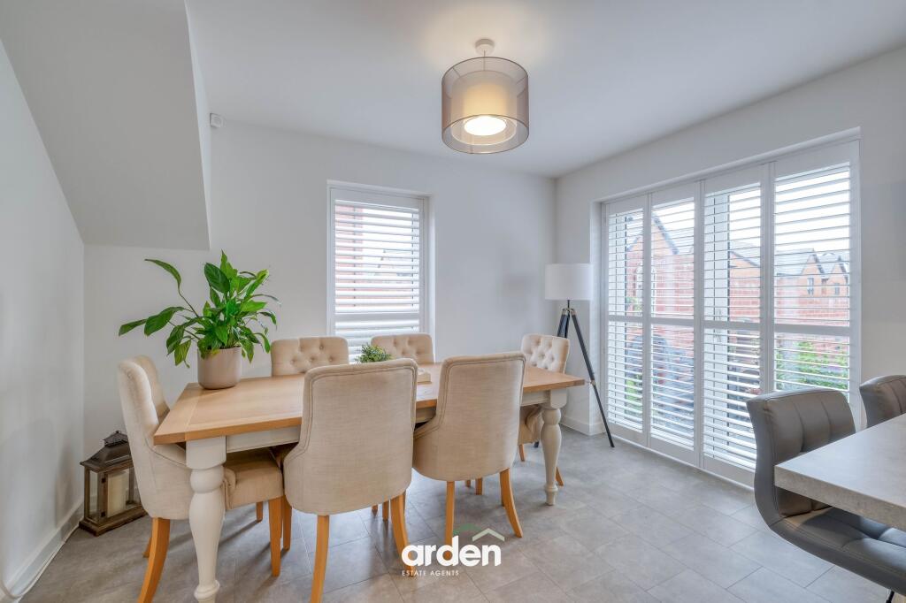 House in Solihull, Illshaw Heath, Cheswick Green - View 4