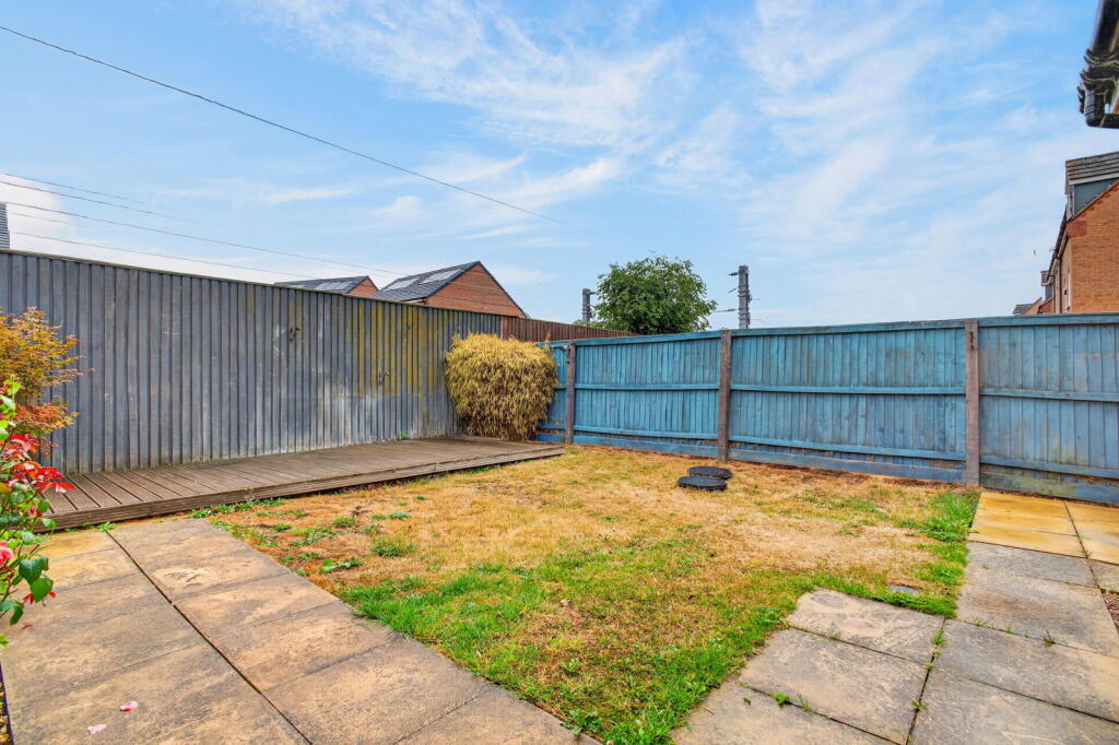 House in Desborough, North Northamptonshire - View 2