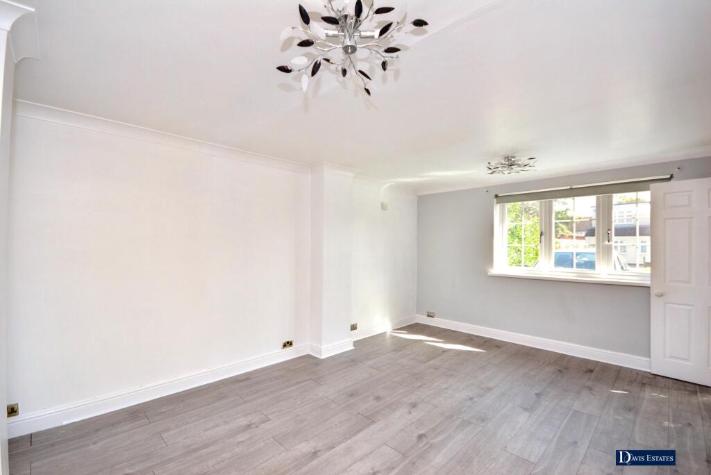 House in Romford - View 5
