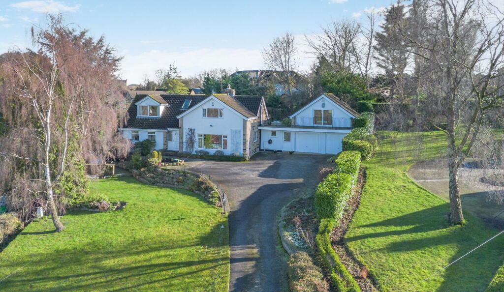 5-bed detached on Collingham, Crabtree Hill, LS22, £995,950