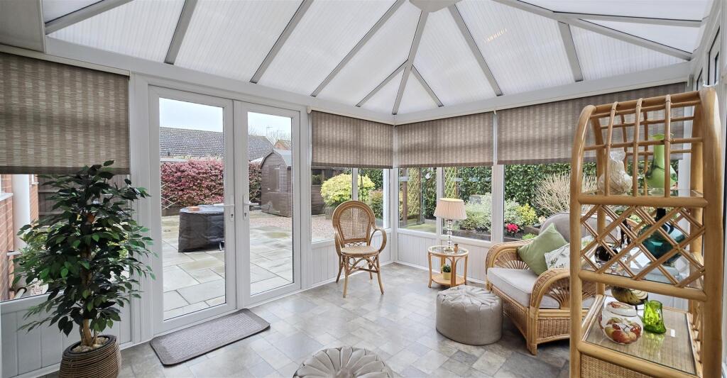 Dunlin Drive, Long Sutton photo 4