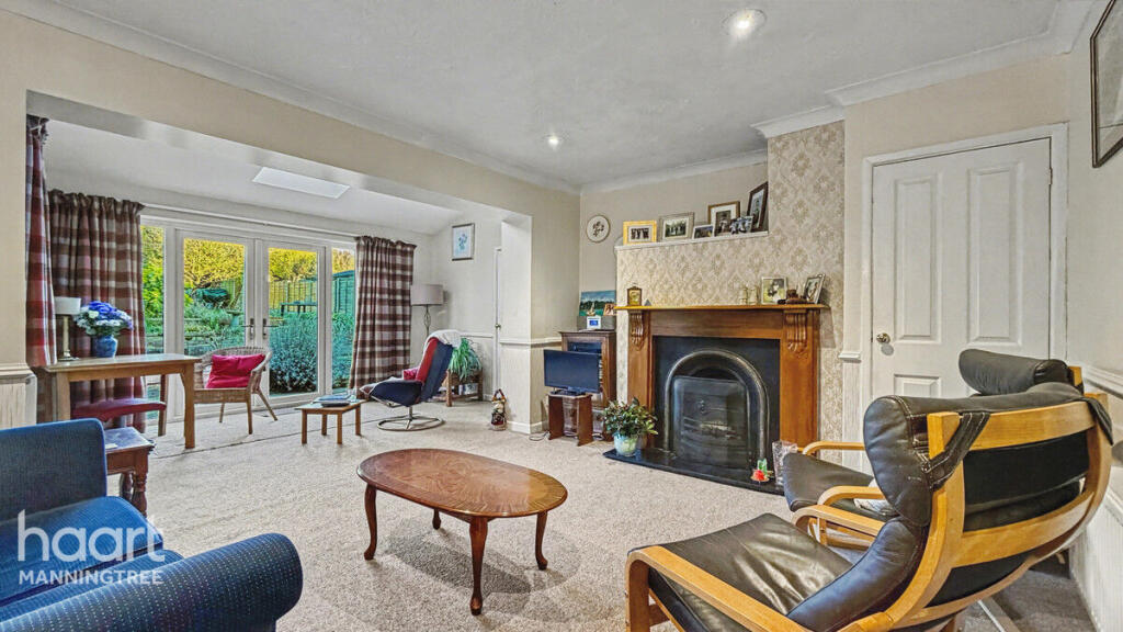 Palfrey Heights, Manningtree photo 3