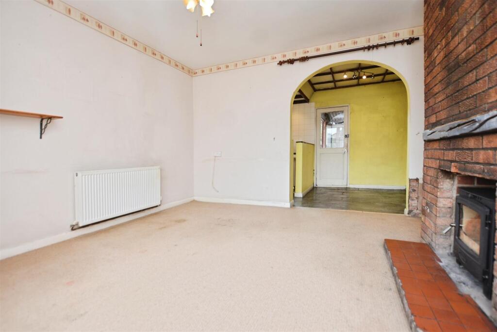 Asquith Avenue, Ealand, Scunthorpe photo 4