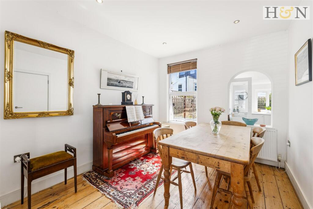 Coleridge Street, Hove photo 4