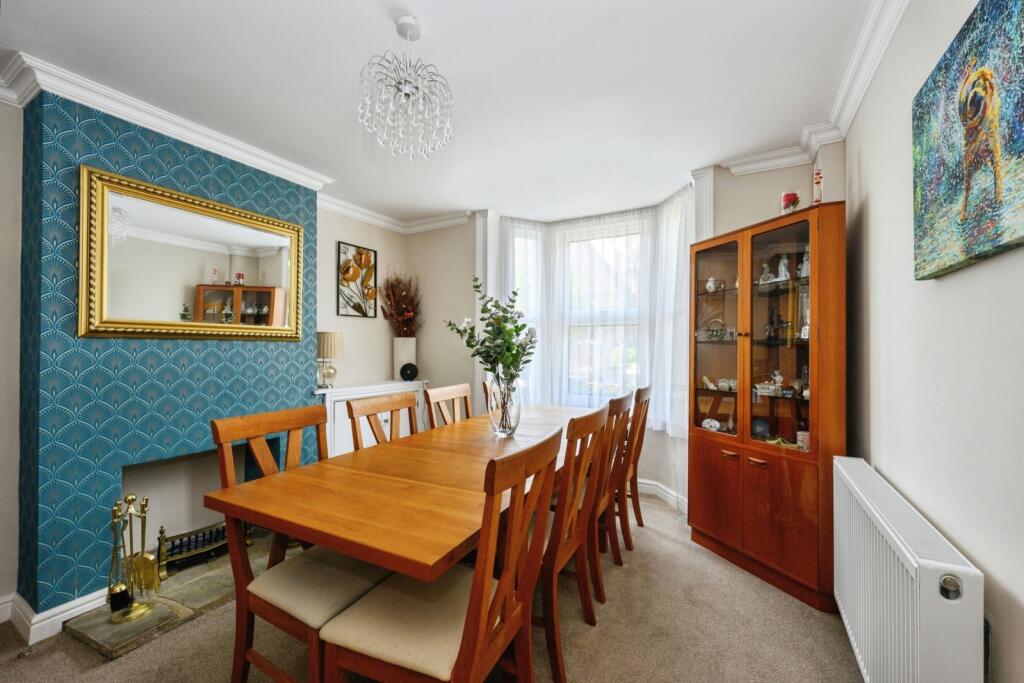 Main image of property: Epsom Road, Leatherhead, Surrey, KT22