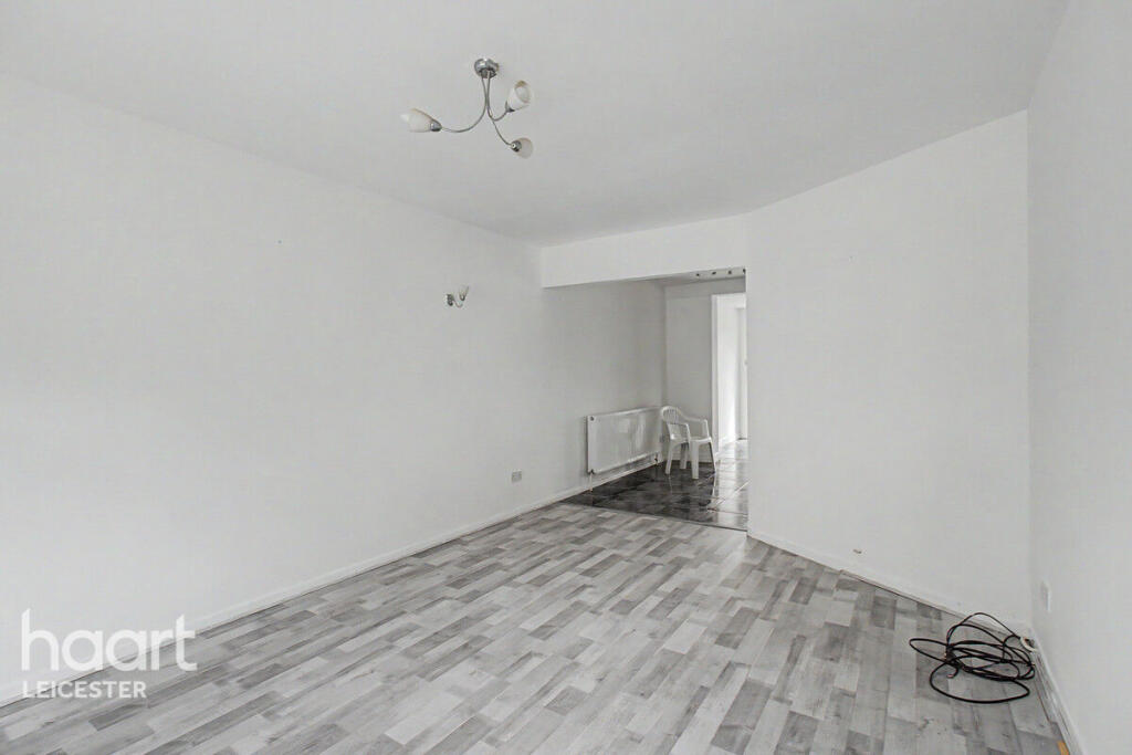 House in Leicester - View 4