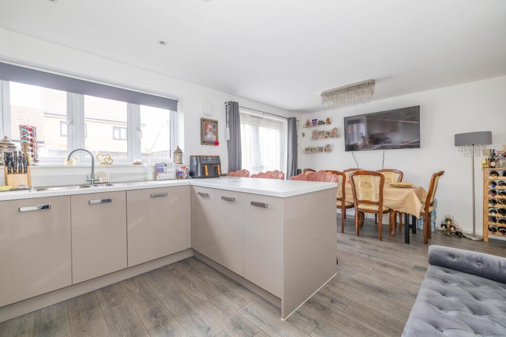 House in Swale, Faversham - View 5