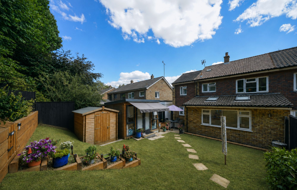 Chequer Lane, Redbourn, AL3 photo 4