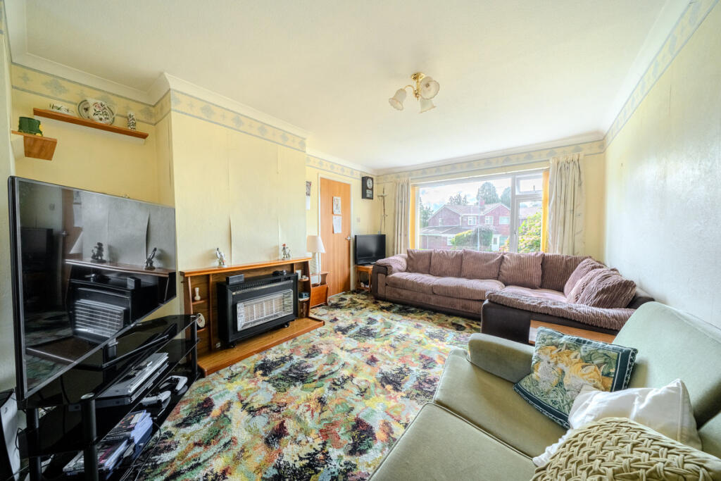 House in Newport - View 5
