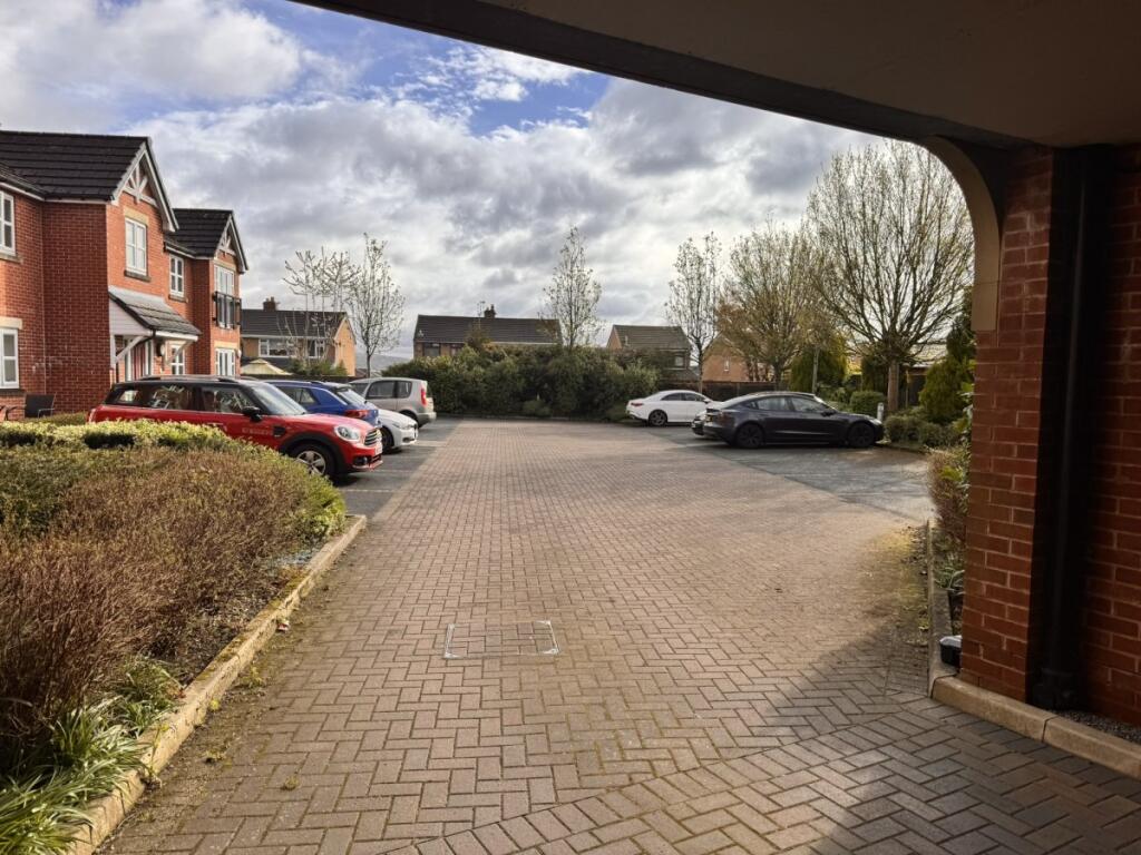 Apartment in Wigan - View 3