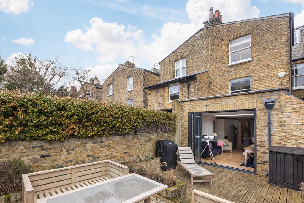 House in London - More