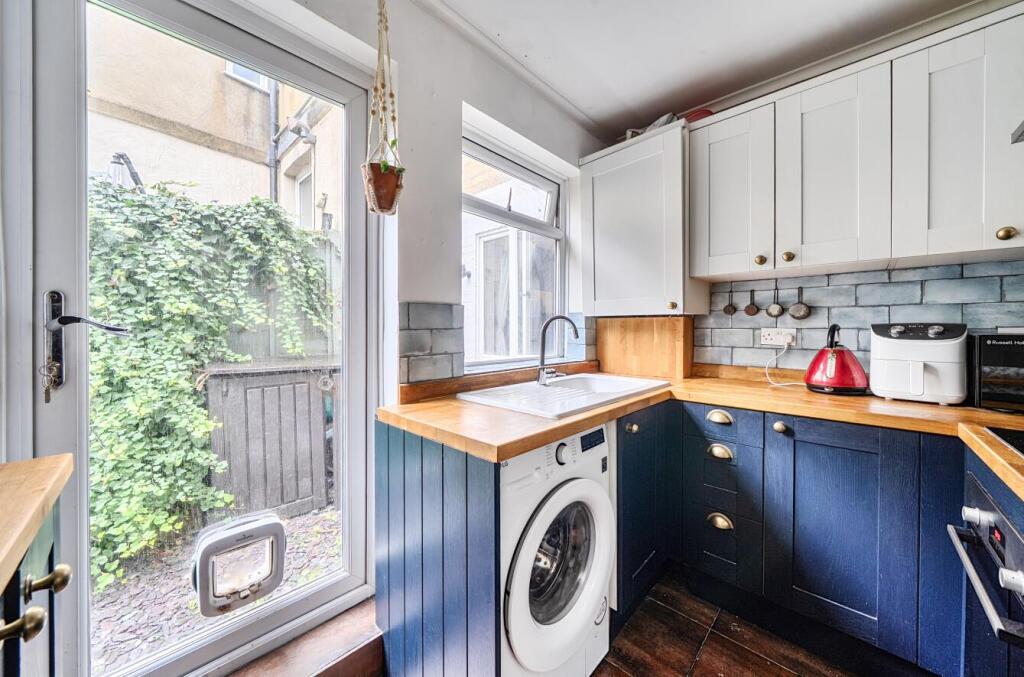 Apartment in London, Honor Oak - More