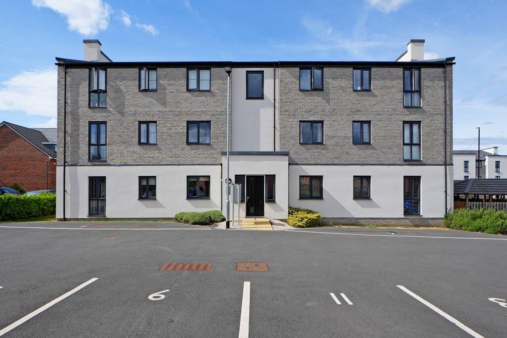 Apartment in Rotherham, Waverley