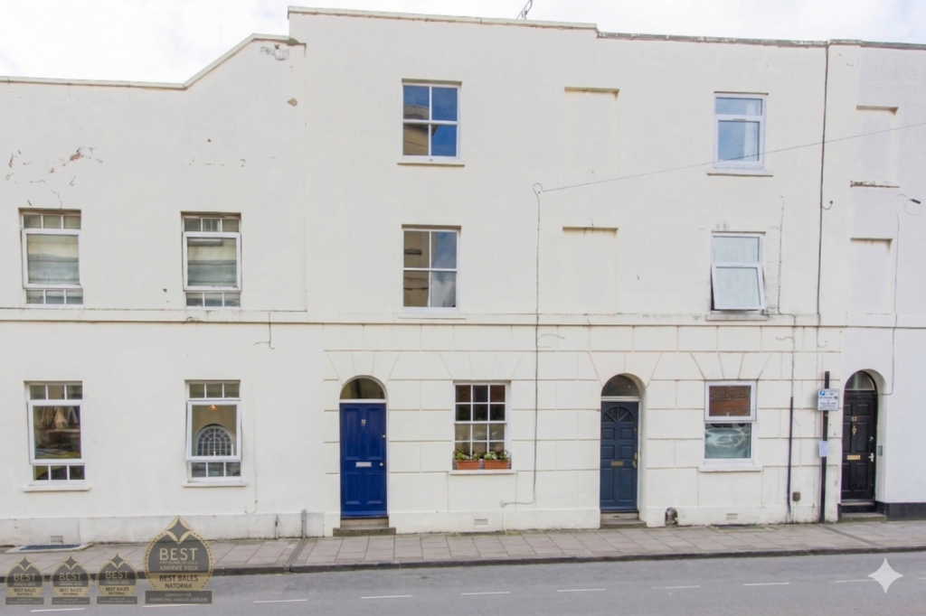 Main image of property: 15 St. Georges Street, Cheltenham
