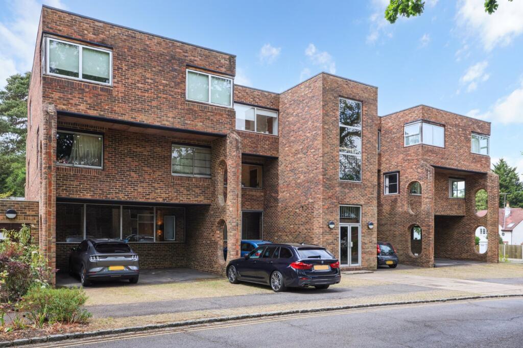 Main image of property: Stroudwater Park, Weybridge, Surrey, KT13