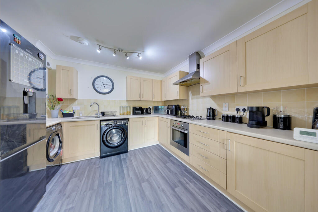 Apartment in London, St Mary Cray - View 3