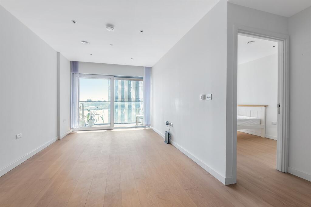 Main image of property: No.2, Upper Riverside, Cutter Lane, Greenwich Peninsula, SE10