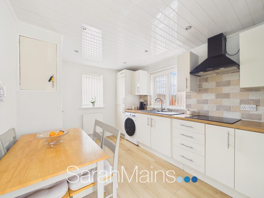 House in Newcastle upon Tyne - View 3