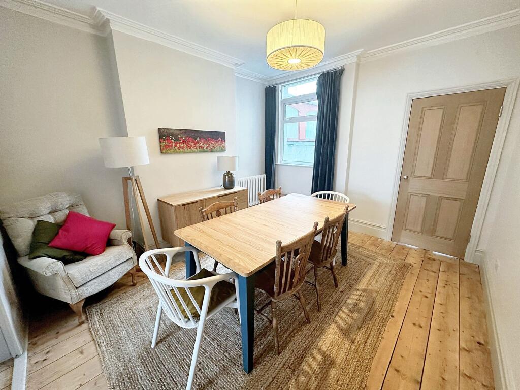 House in Torquay, Ellacombe - More