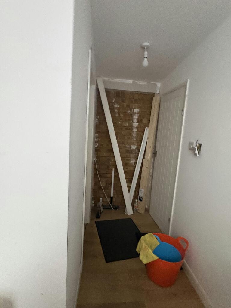P15 - Rear recess and doorway.jpg