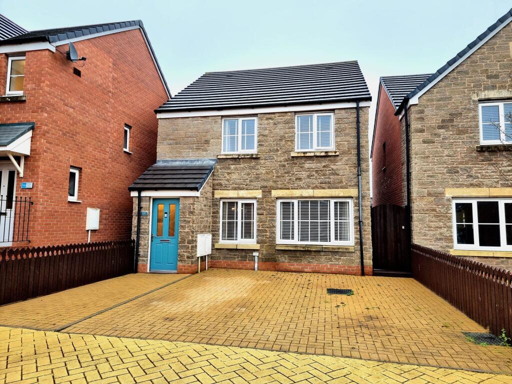 Main image of property: Ffordd Cadfan, Bridgend, CF31