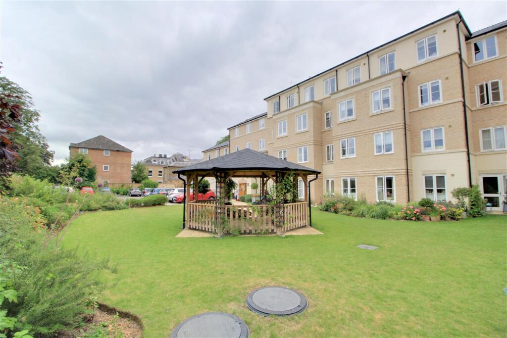 Property photo 11
