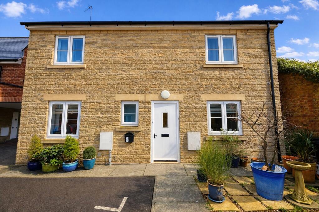 Main image of property: Ermin Mews, Stratton St. Margaret, SN3